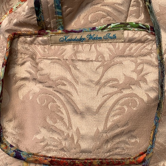 Robert Graham mid - waist Lengths size 6 - Picture 7 of 11